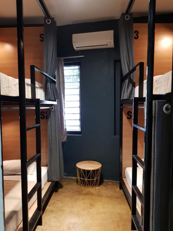 The Brownstone Hostel & Space Ipoh Rom bilde
